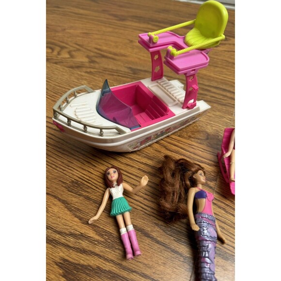 2009 Mattel Polly Pocket Tropical Splash Adventure Boat on Wheels, 6 Dolls - Picture 2 of 7
